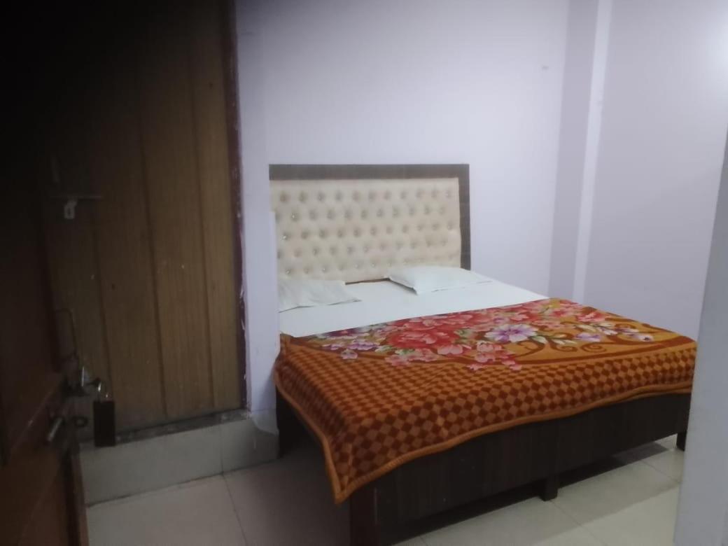 Hotel Maharaja Inn By Wb Inn Kanpur Zewnętrze zdjęcie
